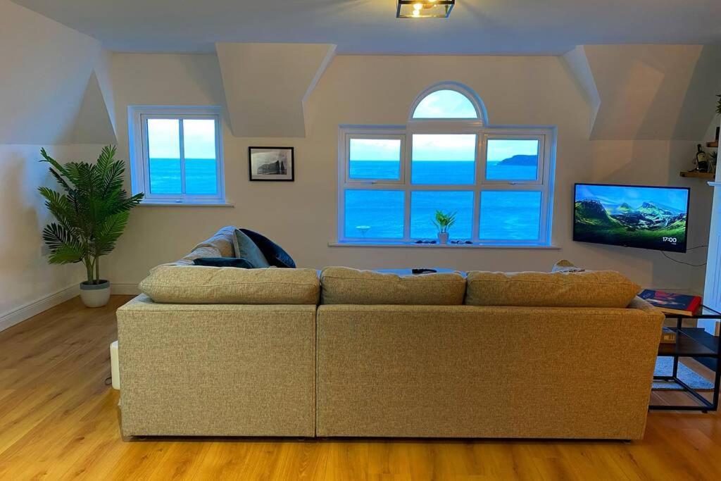 Appartement Sound Of The Sea - Penthouse In Portrush Extérieur photo
