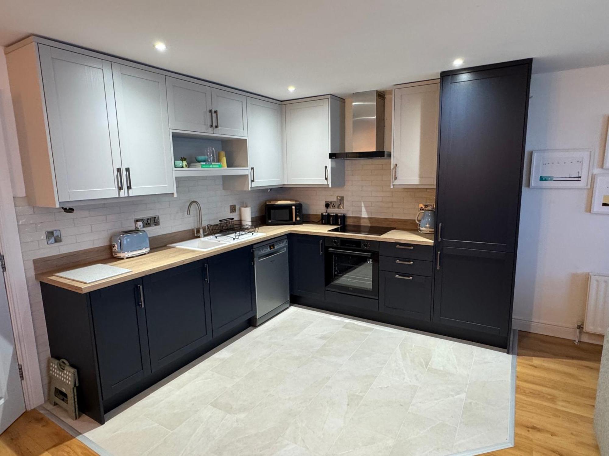 Appartement Sound Of The Sea - Penthouse In Portrush Extérieur photo